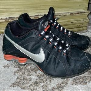 nike shox womens pink and black